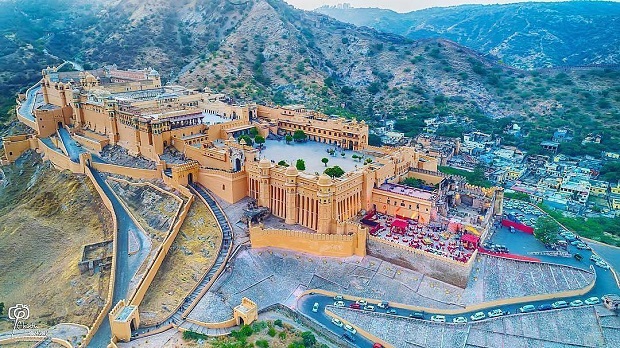 Amer Fort - Must see places in Jaipur