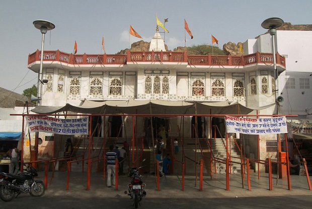 Moti Dungri Ganesh Temple - Famous temples in Jaipur