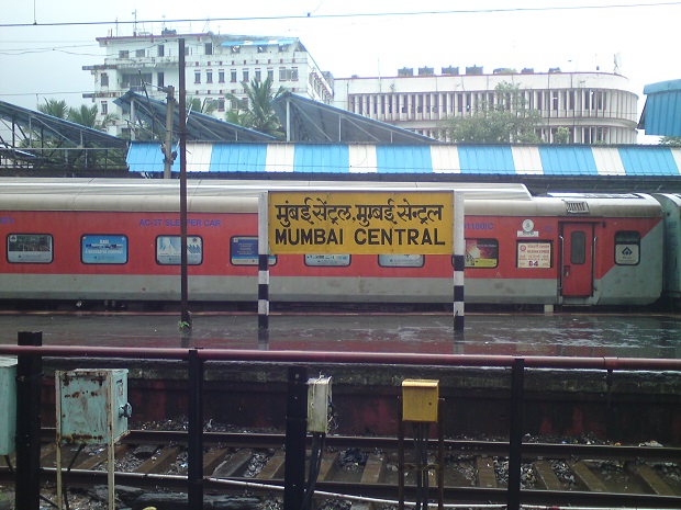Mumbai New Delhi Rajdhani Express is Fastest