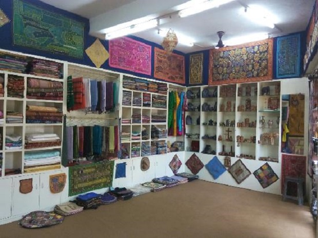 Shopping places in Sawai Madhopur - Cheetal handicrafts - Dhonk Crafts