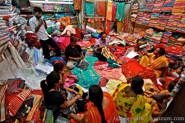 Wholesale cloth market in Delhi - Chandni Chowk