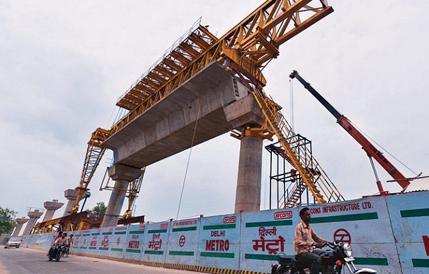 construction of delhi metro started in 1998