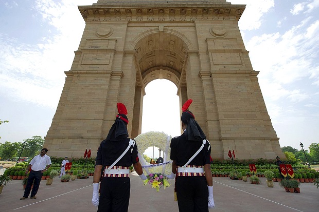 India Gate Built in the memory of soldiers