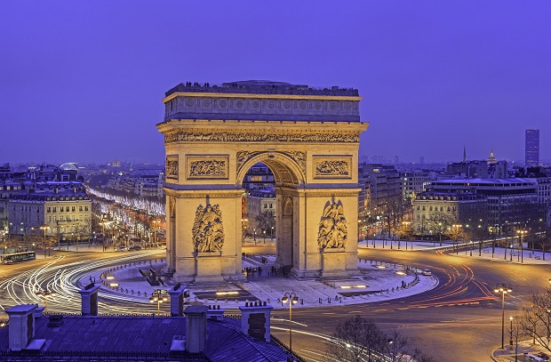 India Gate Is inspired by Arc de Triomphe in Paris