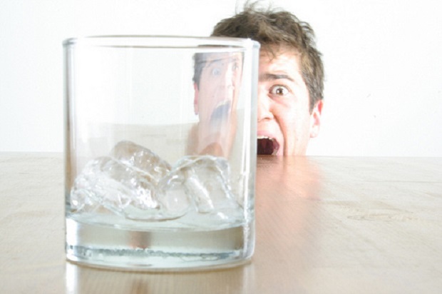 fear of an empty glass - Cenosillicaphobia