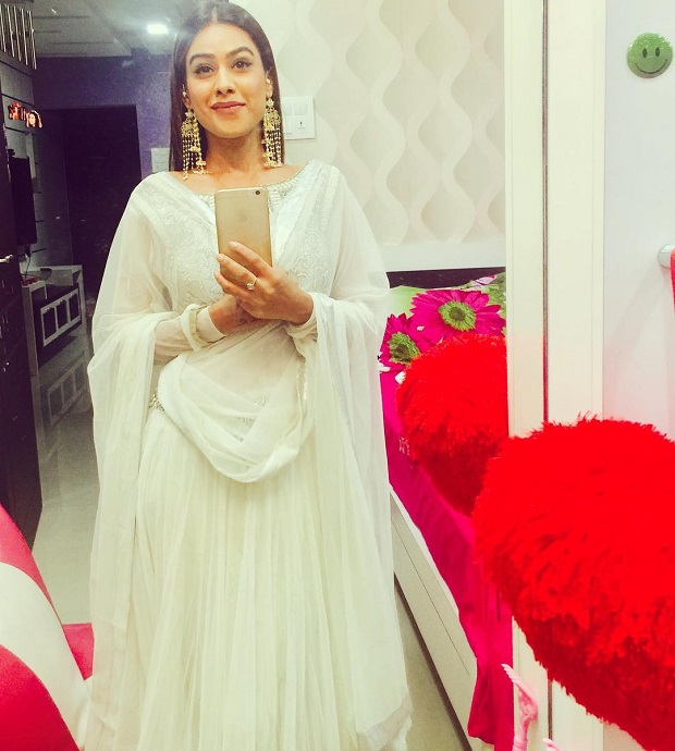 Nia Sharma in salwar suit