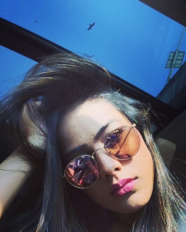 Nia Sharma Slose up