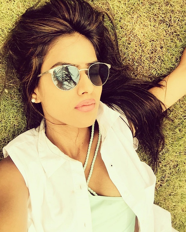 Nia Sharma Hot selfie