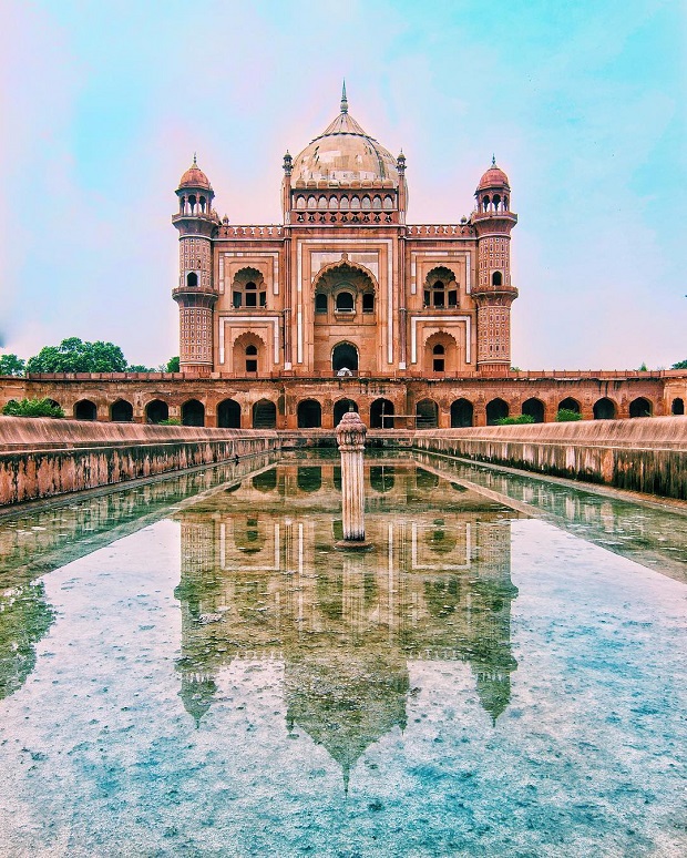 Safdarjung Tomb - Must see places in Delhi