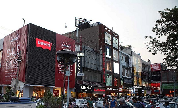  साउथ एक्सटेंशन - दिल्ली में पॉश शॉपिंग मार्केट