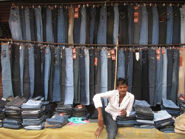 Tank Road Wholesale Jeans Market in Delhi