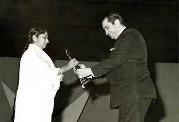 Lata Mangeshkar Filmfare award