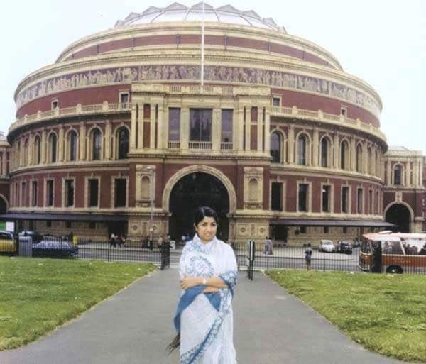 Lata Mangeshkar at Royal Albert Hall in London