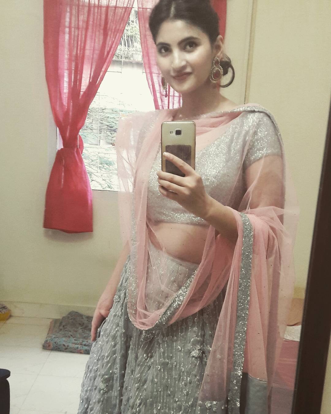 Shivani Raghuvanshi Selfie