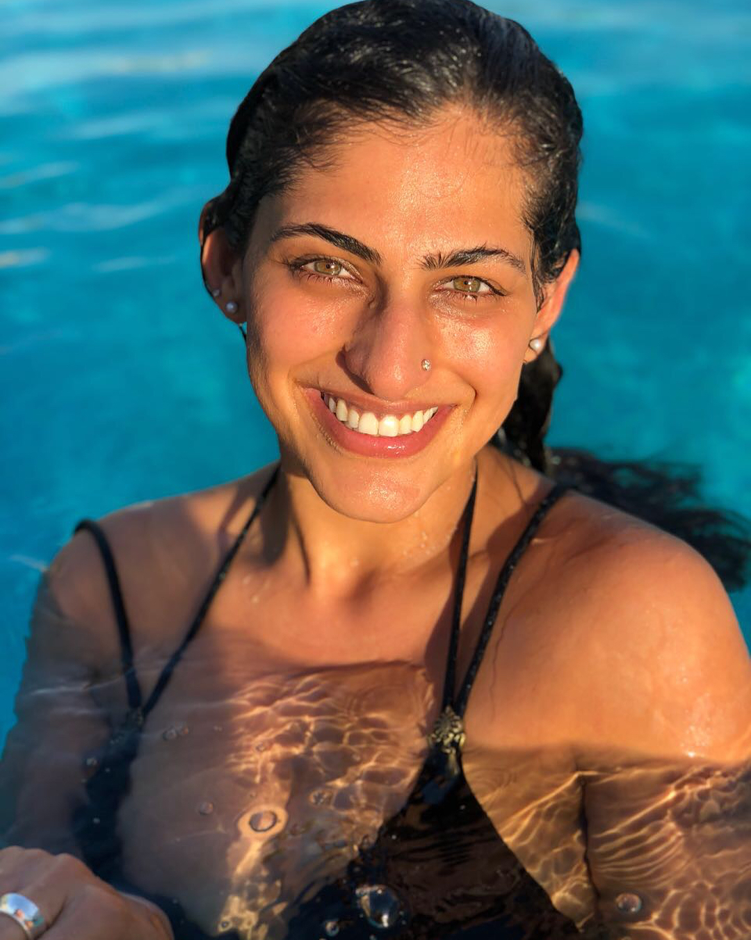 Kubbra Sait bikini