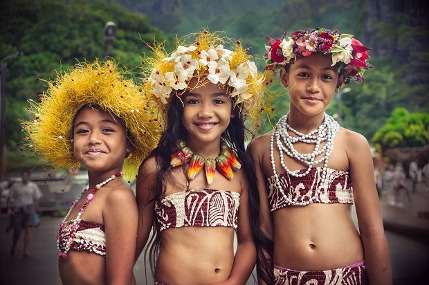 Marquesas Islands young girls - Bizzare Sex practices around the world