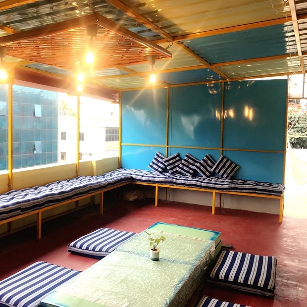 The Little Blue Window Hostel Bangalore - Backpackers Hostels In Bangalore