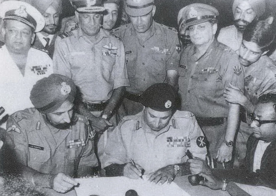 1971 Indo-Pak War Lt Gen Jagjit Singh Aurora