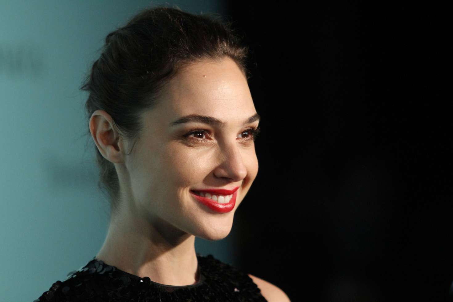 Gal Gadot Smiling