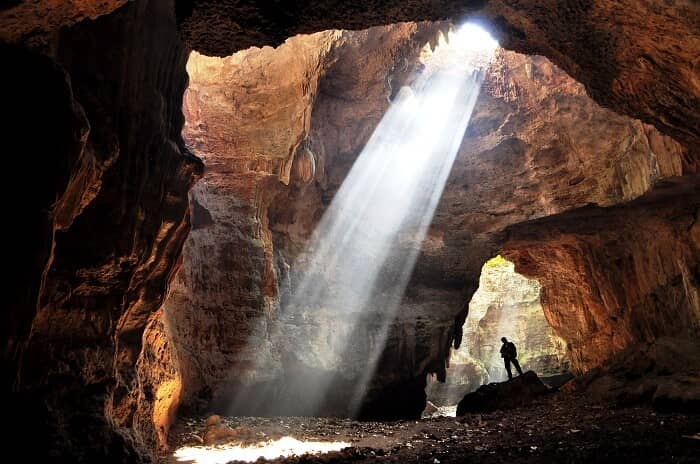 Krem Puri world longest cave