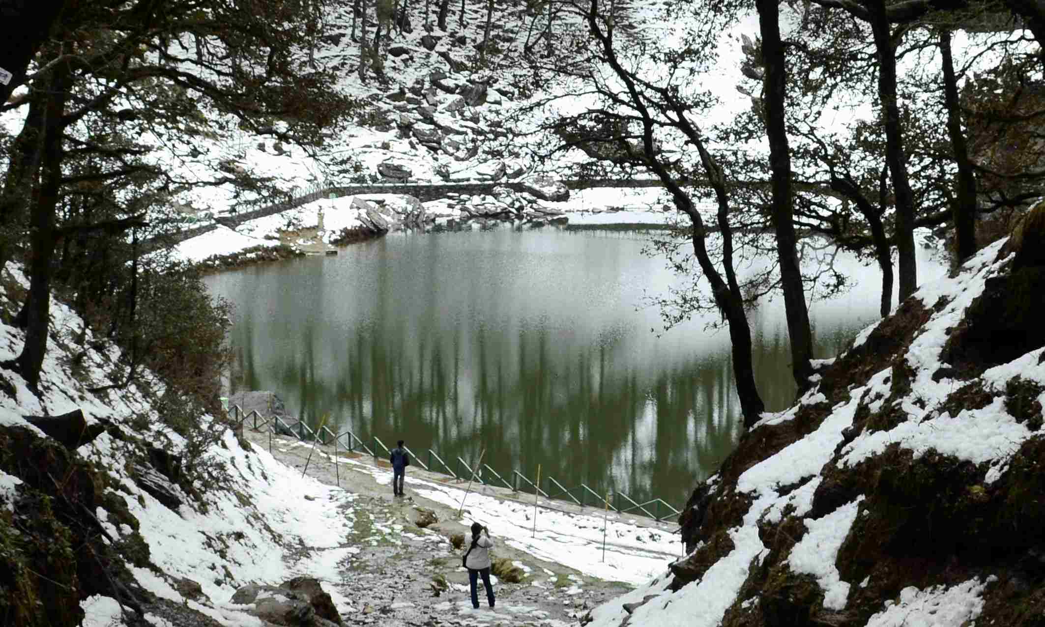 serolsar lake Tirthan Valley- Travel Places in Himachal Pradesh
