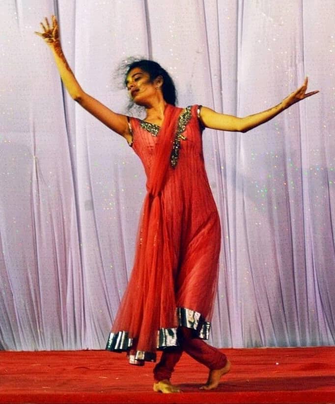 Mithila Palkar dancing
