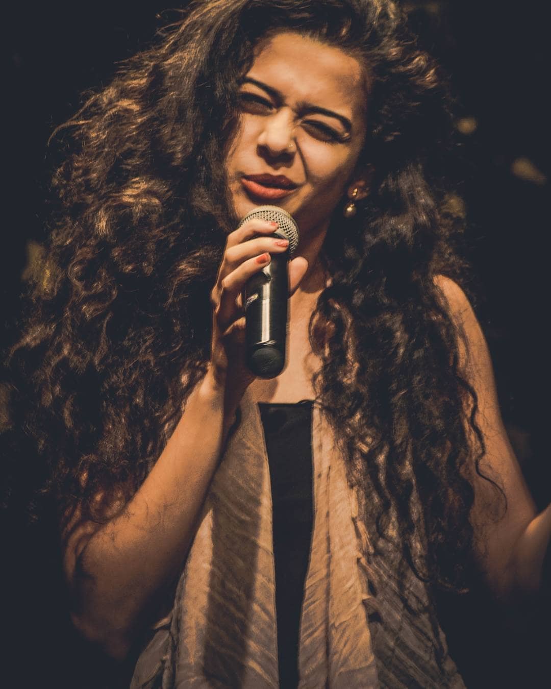Mithila Palkar singing