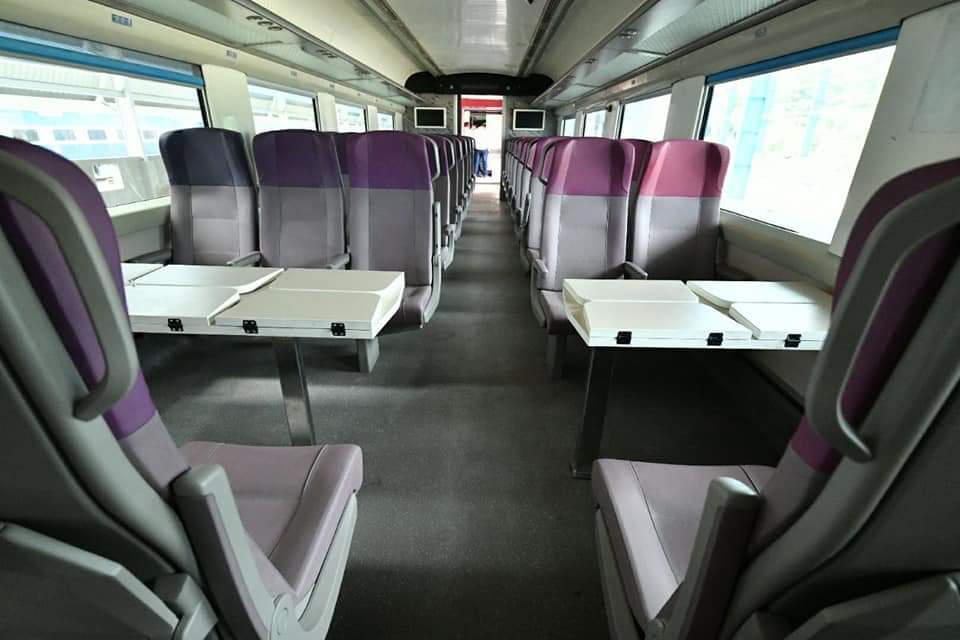Train 18 seats