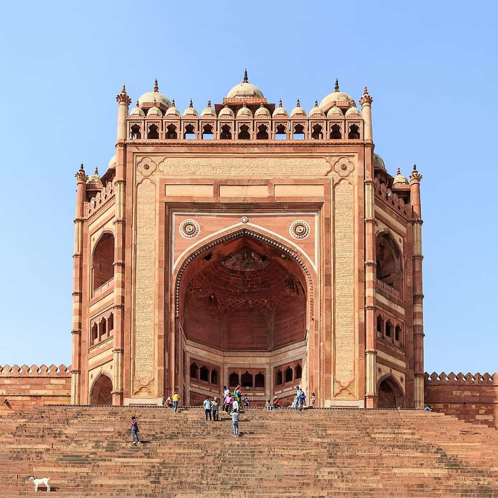 places visit in agra- Buland Darwaza Fatehpur Sikri