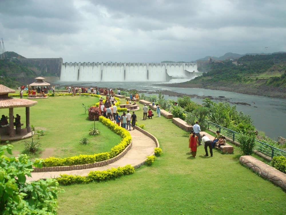 Dams in India - Sardar Sarovar Dam Gujarat