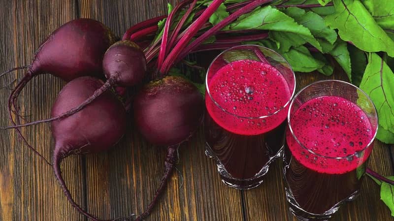 Get dandruff free-naturally using beetroot