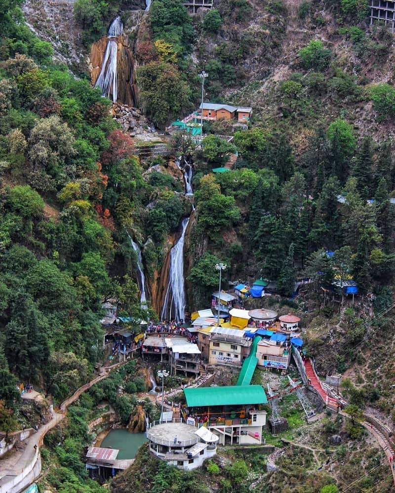 Places to visit in mussoorie - Kempty Falls