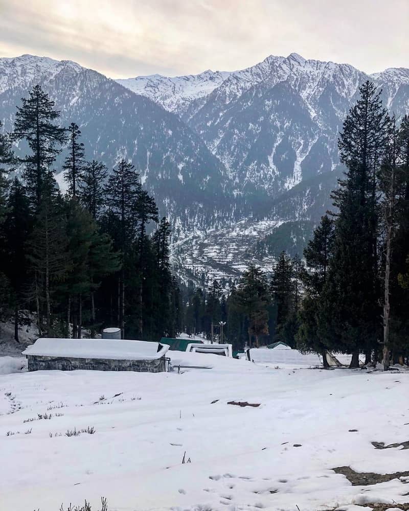 Snow destination in India - Snowfall in Pahalgam