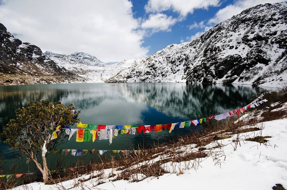 Snowfall in North East India - Changu Lake