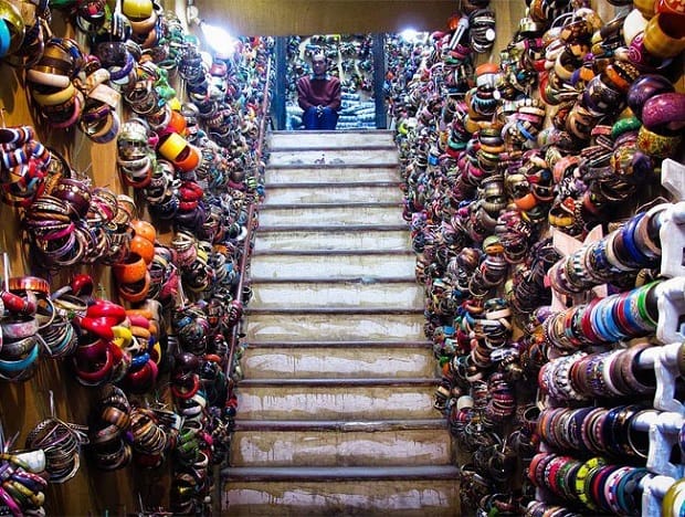 cloth market in delhi - Paharganj