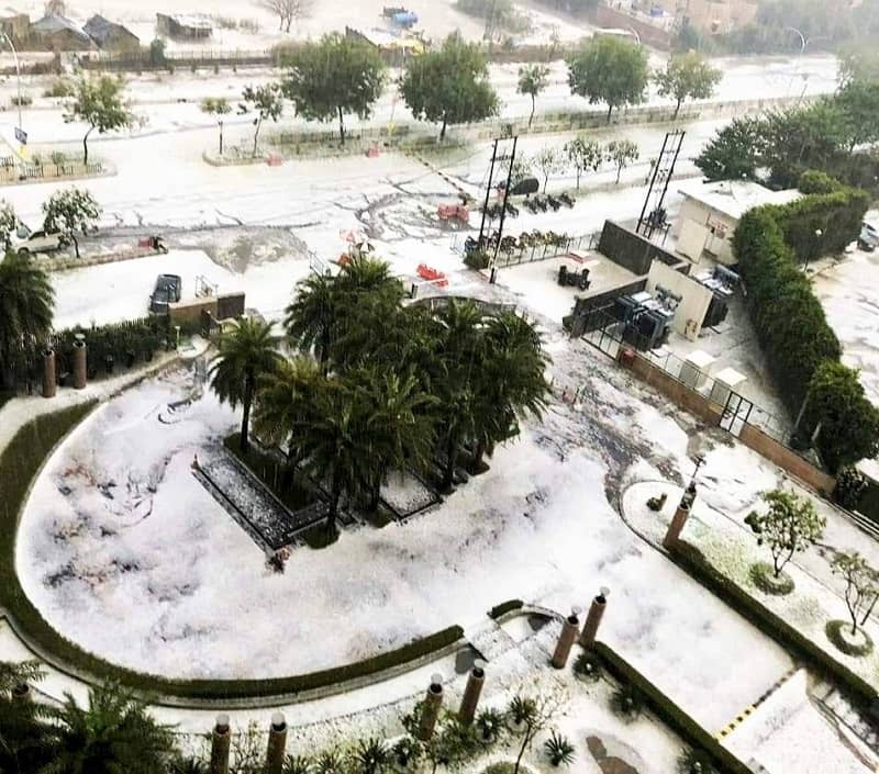 Hailstorm in Delhi Noida