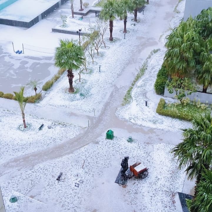 Noida in Snowfall