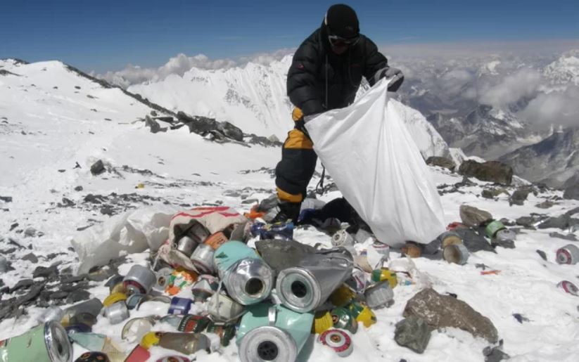 Waste on Mount Everest