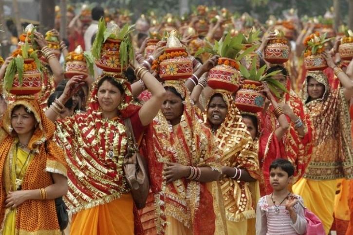 In Bihar wedding Balancing the pots on head