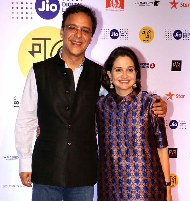 Vidhu Vinod Chopra with wife Anupama Chopra