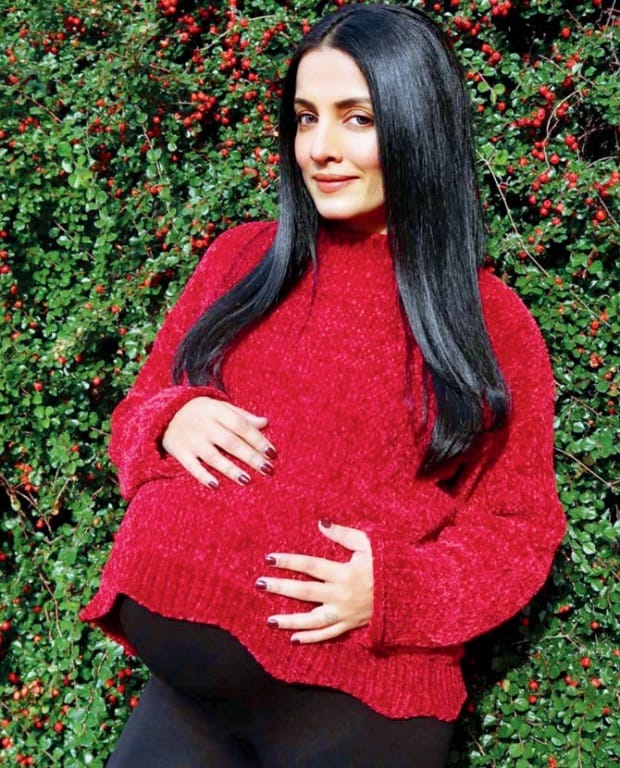 celina jaitley pregnant before marriage