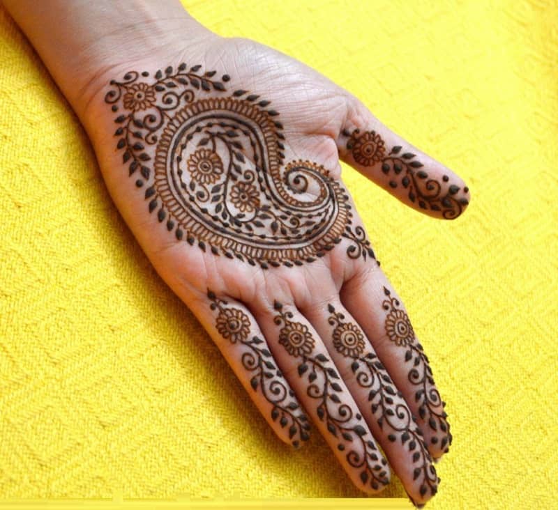 arabic mehndi design - Paisley