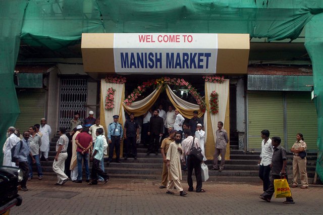 Chinese toy market in Mumbai Manish Market