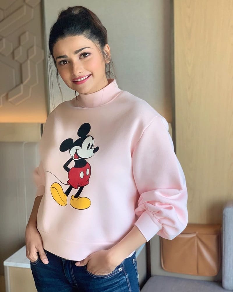 Clebs rejected bigg boss- prachi desai