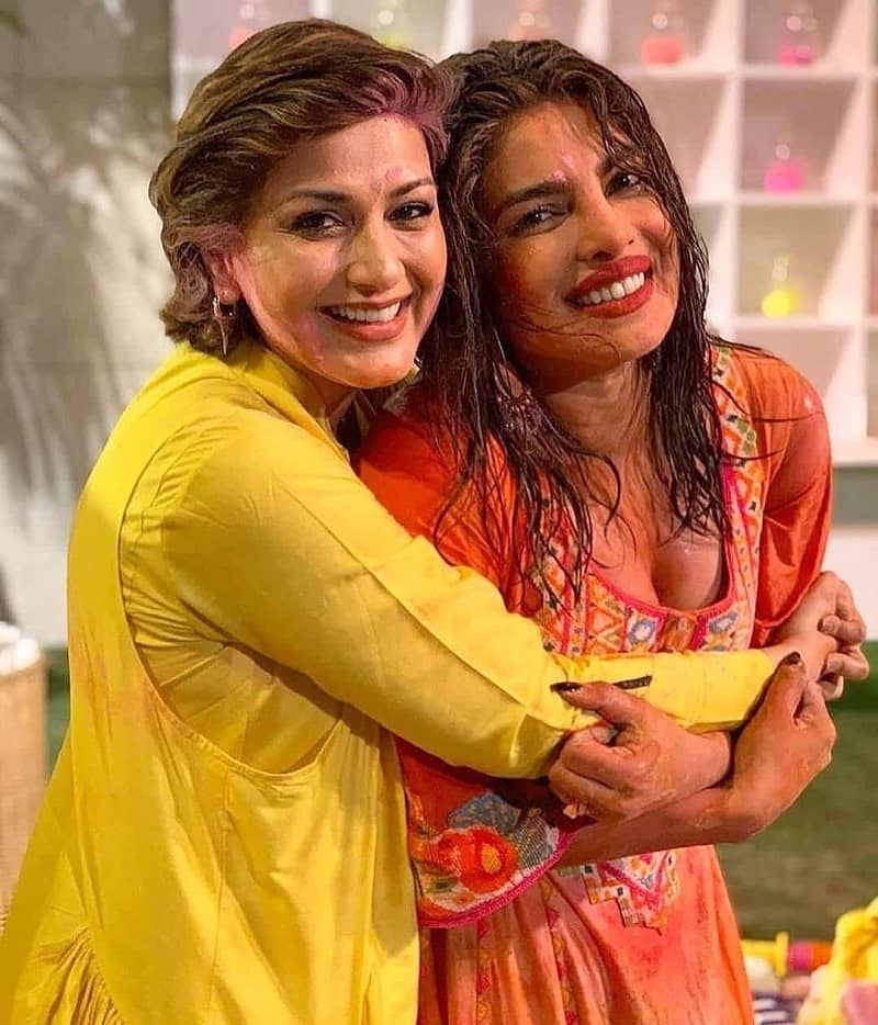 Nick Jonas Plays First Holi In India, Accidentally Records Katrina And