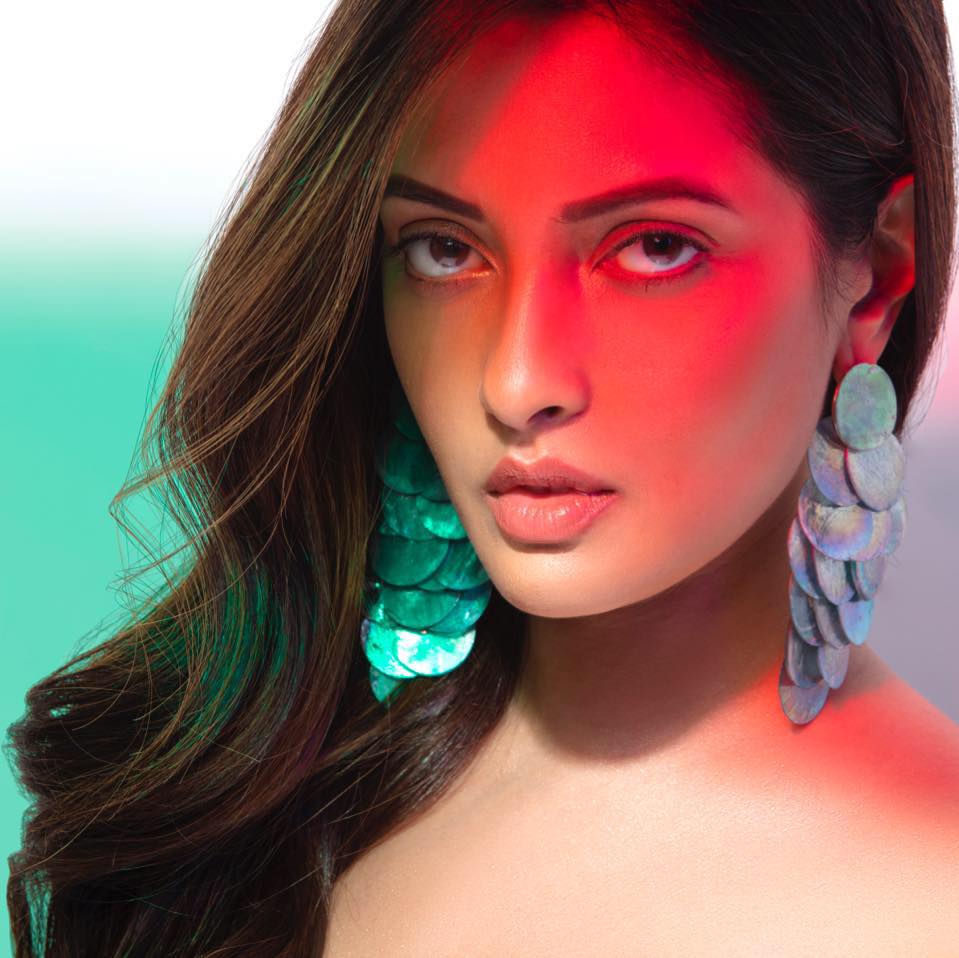 Riya Sen love life