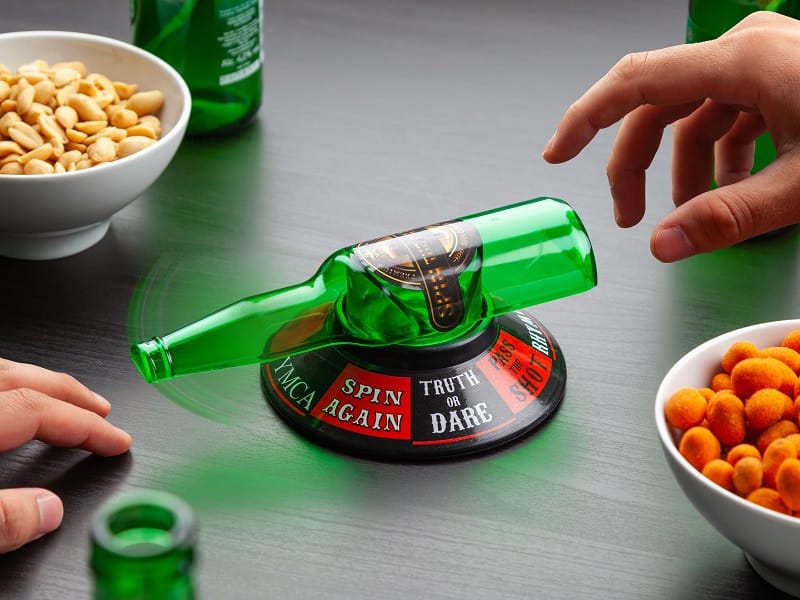 Spin the Bottle game - Fun games
