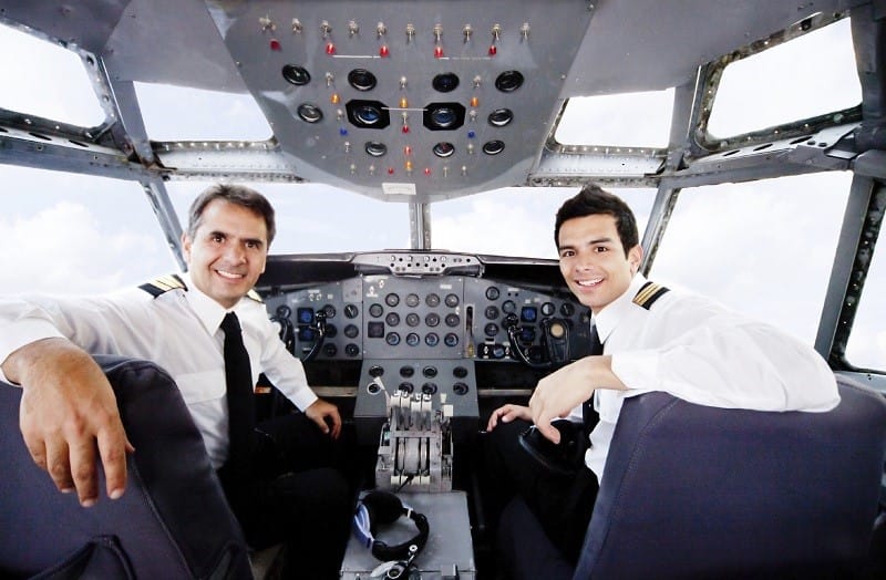 can you be a commercial pilot without a college degree