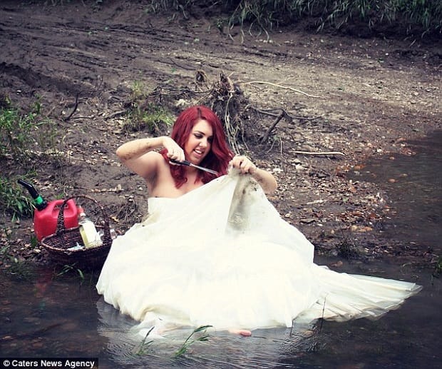 Woman Celebrates Divorce by wild photoshoot