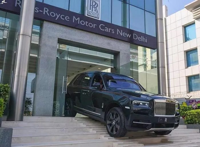 rolls royce showroom Delhi India